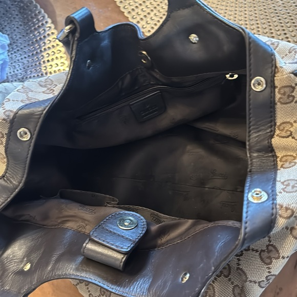 Gucci Handbag - Picture 7 of 10